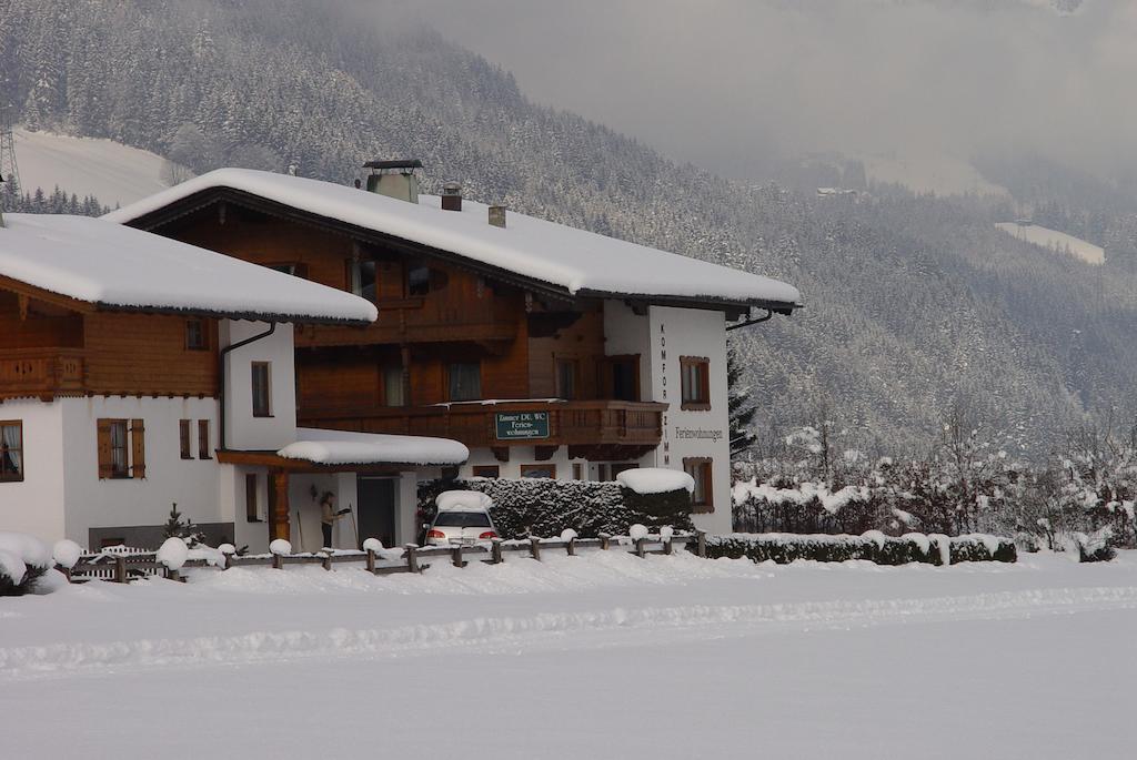 Haus Schroll Apartment Ried im Zillertal Exterior foto